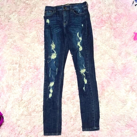 Juniors Skinny Leg Distressed Jeans - Picture 1 of 3